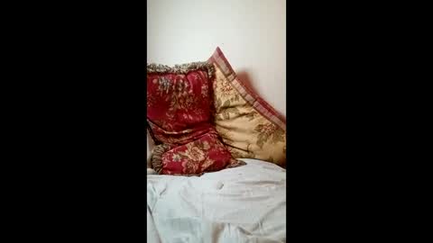 Snapshot of crossbo112293 chatting on February 3, 2026, 9:36 am crossbo112293 online show from February 3, 2026, 9:36 am