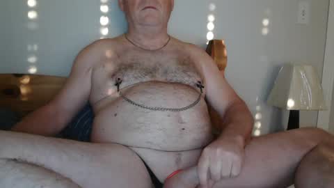 Snapshot of crowbarbi chatting on October 10, 2025, 11:31 am Crowbarbi online show from October 10, 2025, 11:31 am