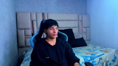 Croy online show from March 26, 2026, 6:52 am