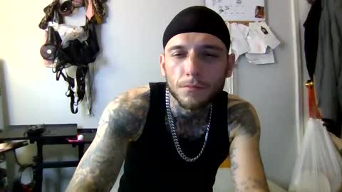 Snapshot of cruz815 chatting on May 19, 2026, 2:18 am cruz815 online show from May 19, 2026, 2:18 am
