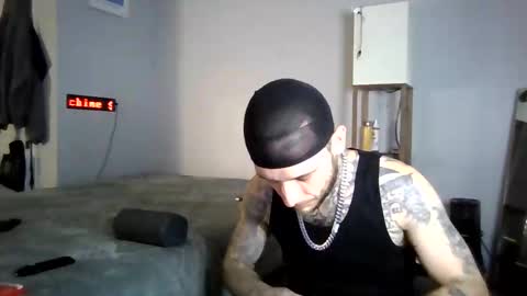 Snapshot of cruz815 chatting on May 21, 2026, 2:40 am cruz815 online show from May 21, 2026, 2:40 am