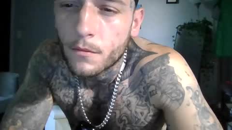 Snapshot of cruz815 chatting on July 1, 2026, 7:24 pm cruz815 online show from July 1, 2026, 7:24 pm
