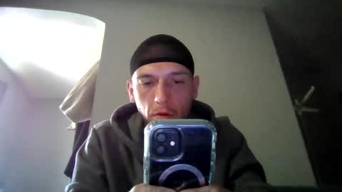 Snapshot of cruz815 chatting on July 24, 2026, 3:54 pm cruz815 online show from July 24, 2026, 3:54 pm