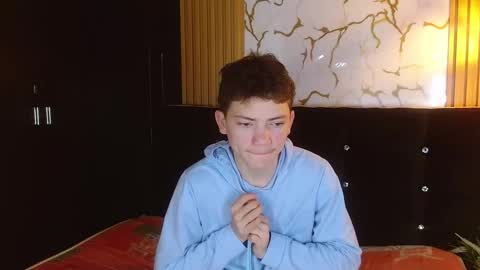 cruz_dante online show from March 17, 2026, 7:17 pm