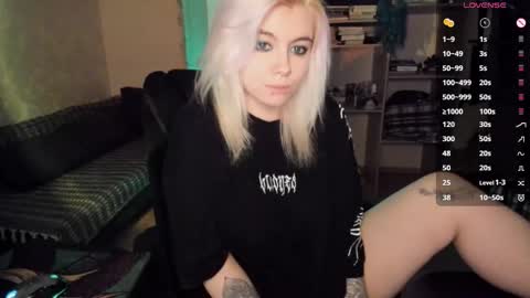 Snapshot of cryptobjgirlv2 chatting on February 13, 2026, 2:24 pm Lilith online show from February 13, 2026, 2:24 pm