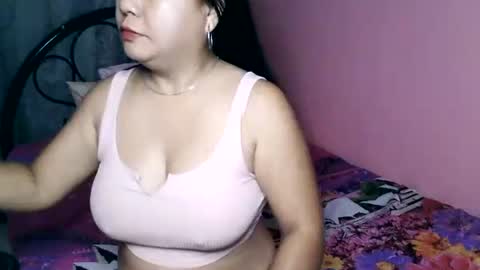 Crys online show from February 19, 2026, 1:45 am