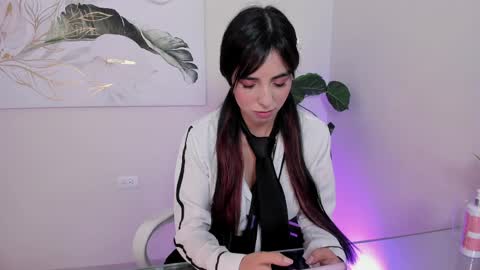 Snapshot of crystal_arlette chatting on June 2, 2026, 2:52 pm crystal_arlette online show from June 2, 2026, 2:52 pm