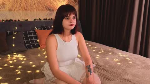 Snapshot of crystal_rush chatting on March 26, 2026, 4:56 pm Hey Guys I am Eva. Lets meet online show from March 26, 2026, 4:56 pm