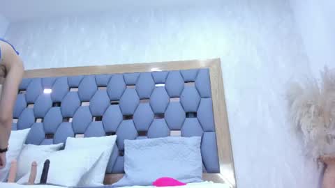 Snapshot of crystal_sm chatting on June 14, 2026, 3:08 am crystal_sm online show from June 14, 2026, 3:08 am