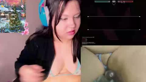 Snapshot of crystal_velvet01 chatting on December 7, 2024, 5:26 am crystal online show from December 7, 2024, 5:26 am