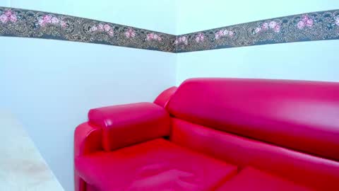 Snapshot of crystal_walls chatting on February 22, 2025, 10:09 pm I AM CRYSTAL online show from February 22, 2025, 10:09 pm