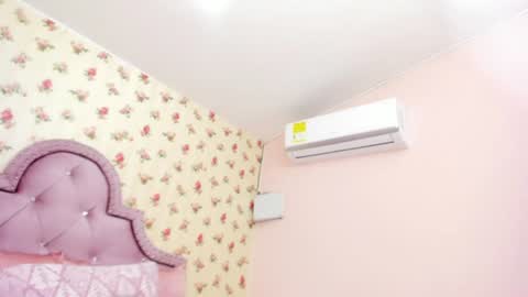 Snapshot of crystal_watson0 chatting on August 4, 2026, 2:08 pm Milf Latina online show from August 4, 2026, 2:08 pm