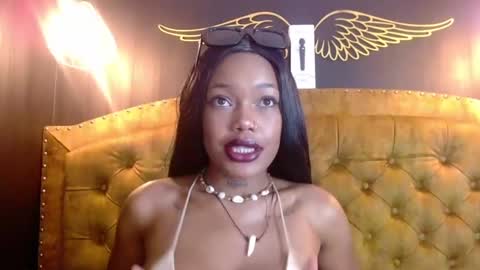 Crystal online show from March 8, 2025, 8:25 pm