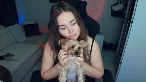 Snapshot of crystalemily chatting on November 26, 2025, 8:10 pm crystalemily online show from November 26, 2025, 8:10 pm