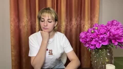 Mary online show from June 3, 2026, 8:03 pm