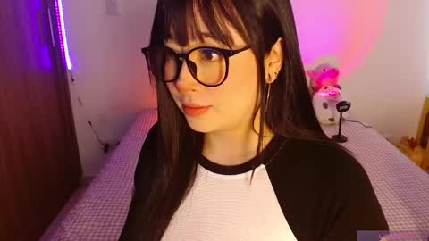 Olivia  online show from May 23, 2026, 1:59 pm