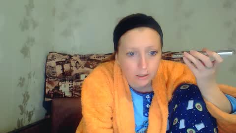 CrystallAngel online show from January 15, 2026, 5:38 pm