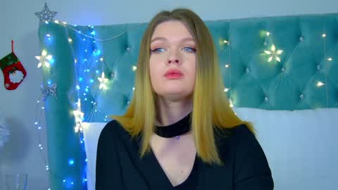 Crystal online show from December 28, 2024, 4:09 pm