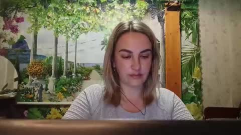 Julianna online show from March 28, 2026, 5:34 pm