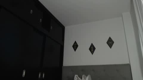 Snapshot of crysttalcandy chatting on October 31, 2025, 6:31 pm crysttalcandy online show from October 31, 2025, 6:31 pm