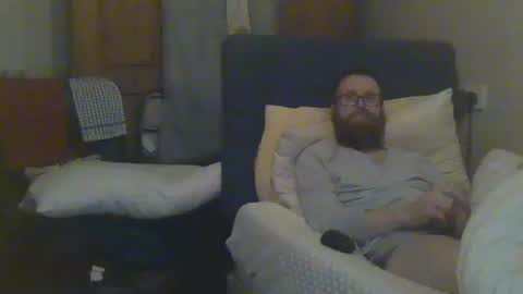 Snapshot of cs014g8493 chatting on February 3, 2025, 1:09 am chris online show from February 3, 2025, 1:09 am