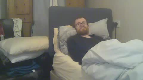 Snapshot of cs014g8493 chatting on November 26, 2025, 12:22 am chris online show from November 26, 2025, 12:22 am