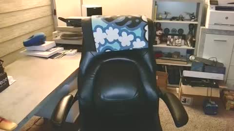 Yup... kinda old but Stop in and say hello online show from April 11, 2026, 6:18 am