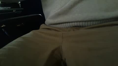 cuddlebeardeluxe online show from December 1, 2025, 1:27 pm