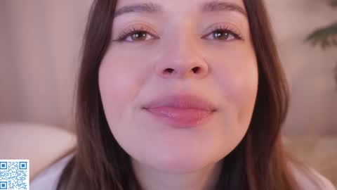 Ellie online show from October 5, 2025, 3:10 pm