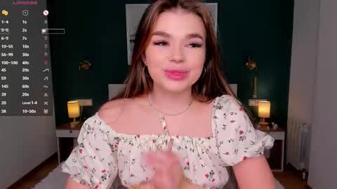 Silvia online show from March 8, 2026, 7:23 am