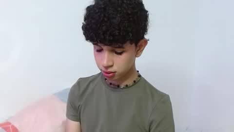 Cuddly online show from September 21, 2025, 10:50 am