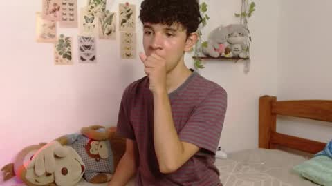 Cuddly online show from June 3, 2026, 7:33 am