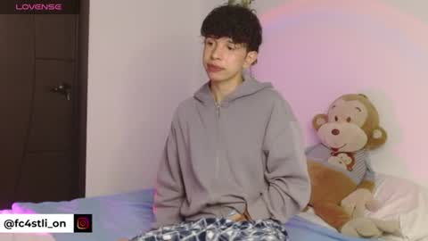 Snapshot of cuddly_twinkie chatting on July 8, 2026, 11:53 pm Cuddly online show from July 8, 2026, 11:53 pm