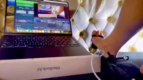 im KIM new girl to spoil online show from September 15, 2025, 5:46 pm