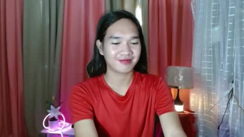 Ashly online show from September 19, 2025, 11:49 pm