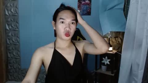 Ashly online show from November 19, 2025, 12:54 am