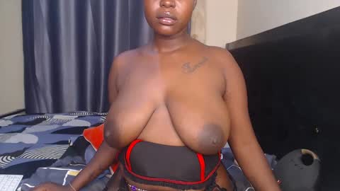 Snapshot of cum_central chatting on February 14, 2025, 7:23 pm cum_central online show from February 14, 2025, 7:23 pm