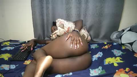 Snapshot of cum_central chatting on September 25, 2025, 9:13 am cum_central online show from September 25, 2025, 9:13 am