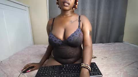Snapshot of cum_central chatting on October 16, 2025, 2:23 am cum_central online show from October 16, 2025, 2:23 am
