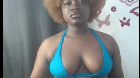 Snapshot of cum_coco_sweet chatting on April 19, 2026, 9:28 pm Coco sweet online show from April 19, 2026, 9:28 pm
