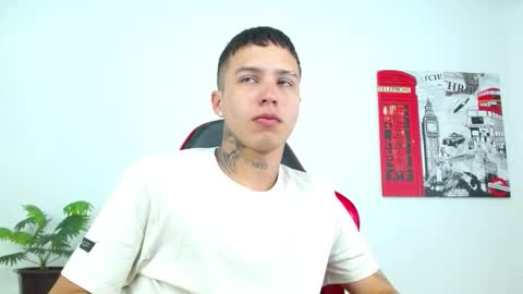 cumandres online show from March 28, 2026, 2:49 pm