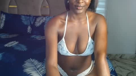 Snapshot of cumbonydreamdoll chatting on October 6, 2025, 11:51 am coco online show from October 6, 2025, 11:51 am