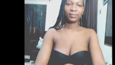 cumebony_petit online show from April 11, 2026, 3:33 am