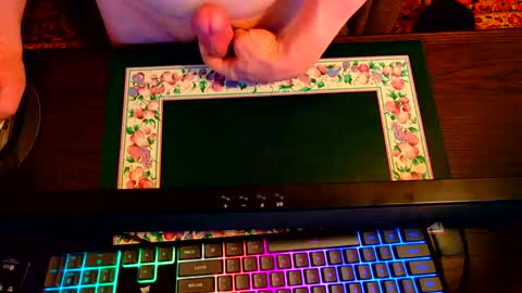 Snapshot of cumforme1988 chatting on October 16, 2025, 9:10 am cumforme1988 online show from October 16, 2025, 9:10 am