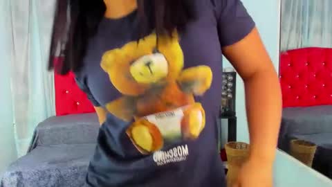 cumming tiffani online show from February 12, 2025, 12:01 pm