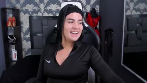 cumming tiffani online show from September 26, 2025, 12:42 pm