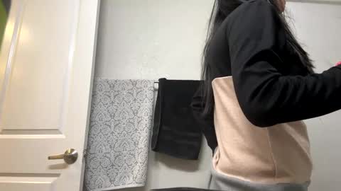 Pussy whipped babyboy online show from December 6, 2024, 6:26 am