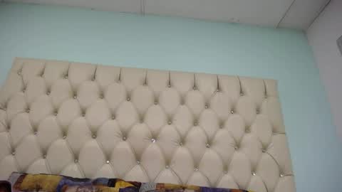 Snapshot of cumontitsxxx chatting on April 13, 2026, 12:32 pm Cumontitsxxx online show from April 13, 2026, 12:32 pm