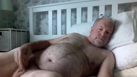 Snapshot of cumovermexxxxx chatting on April 28, 2026, 1:05 pm cumovermexxxxx online show from April 28, 2026, 1:05 pm