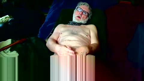 Snapshot of cumpig54 chatting on April 17, 2026, 7:33 am cumpig54 online show from April 17, 2026, 7:33 am
